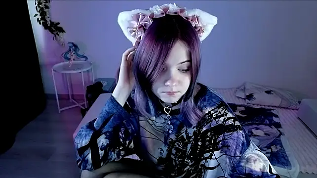 XXX chat uživo modela Hikkacat