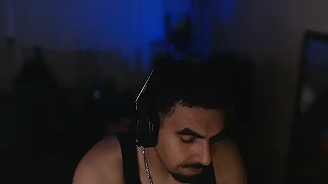 Chat XXX en directo de 100J