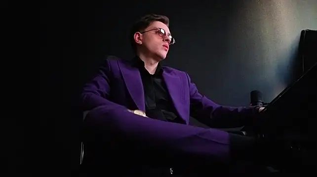 Онлайн чат XXX FelixStarkk