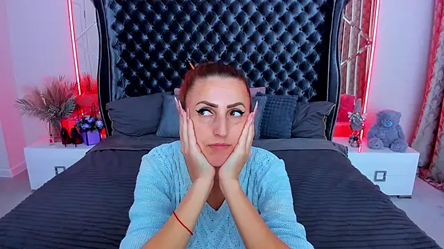 Rebecca_Diamond – Kamerová šou