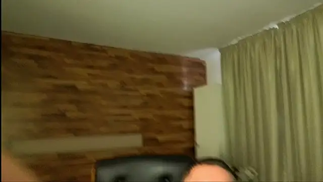 IvanHydee Live XXX-chat