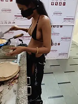 ayanloveannu 现场XXX聊天
