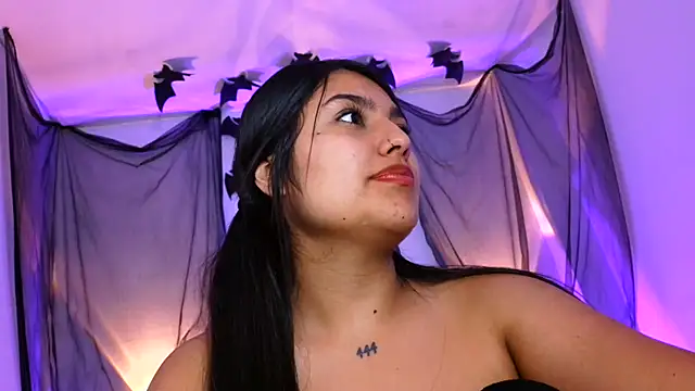 Chatroom XXX en direct de Sahara_aldridge15