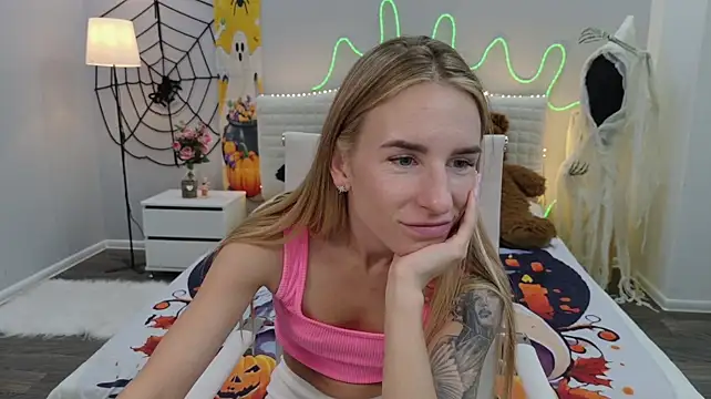 DeboraHorny's Live XXX Chat