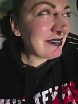 Chat XXX en directo de PinkTheHawk