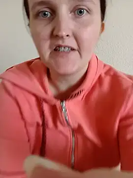 funnifu Adlı Modelin Canlı XXX Sohbeti