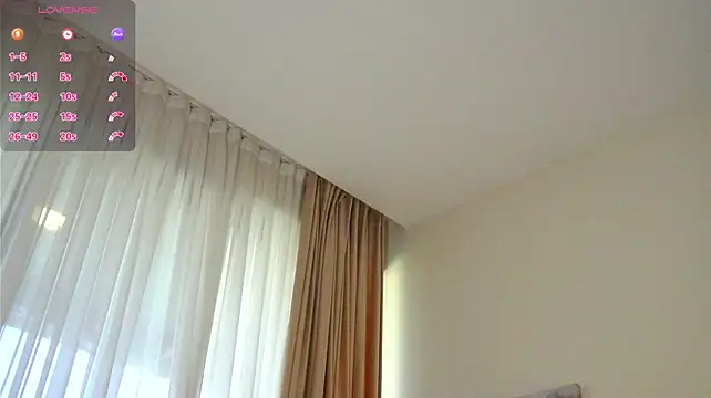 OlivlaTheMoon Live XXX-Chat