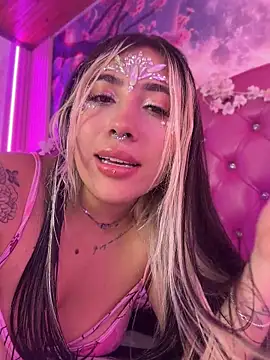 ManuelaVeeleez Chat XXX in diretta