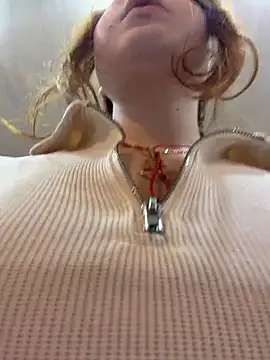 SlavicCandy Live XXX Chat