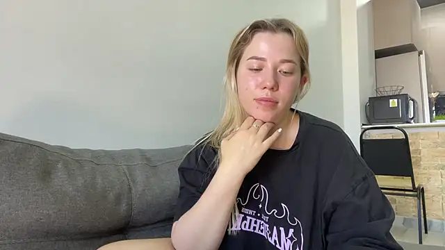 alyrasun Chat XXX in diretta