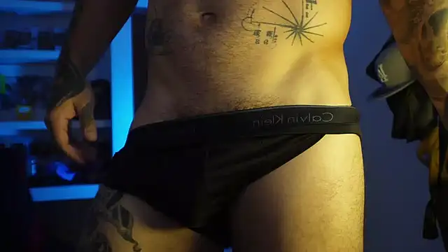 iamjackc_ Adlı Modelin Canlı XXX Sohbeti
