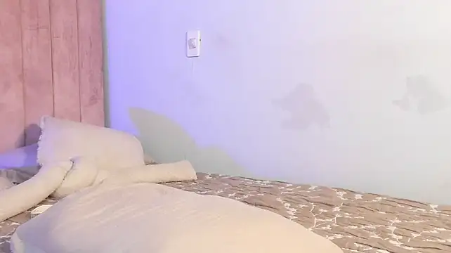 Chat +18 de isa_littlestar ao vivo