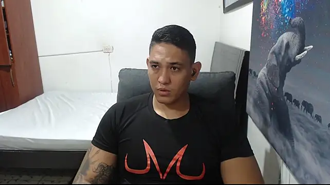coltonmassiff Live XXX-chat