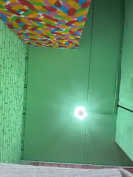 XXX chat uživo modela Rinamay_