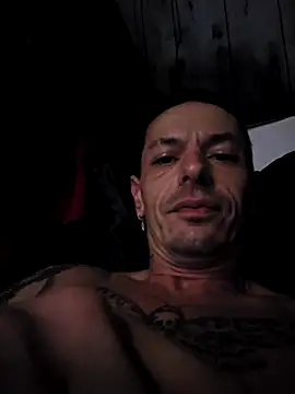 Chatroom XXX en direct de NEWHUNGBOY
