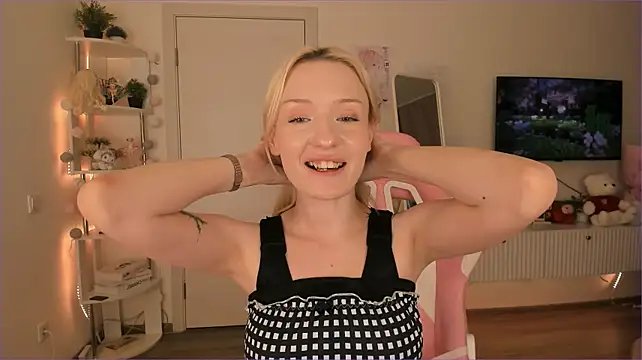 Chat +18 de Tiffany_Paw ao vivo