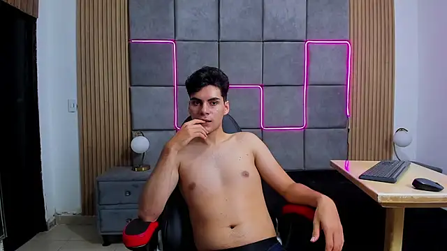 JhonyRiver's Live XXX Chat