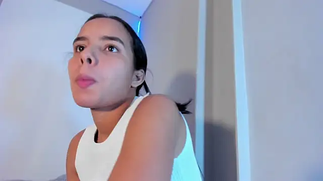 Roxy_StoneeのライブXXXチャット