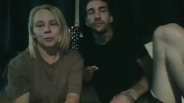 Chat +18 de 2-BLUNT-CUNTS ao vivo