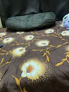 Mumbai_guyy লাইভ XXX চ্যাট