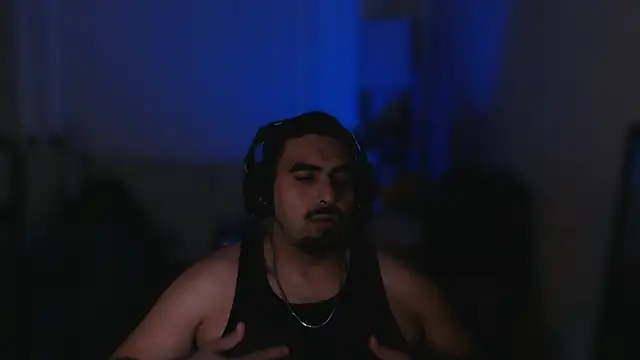 100J XXX чат на живо