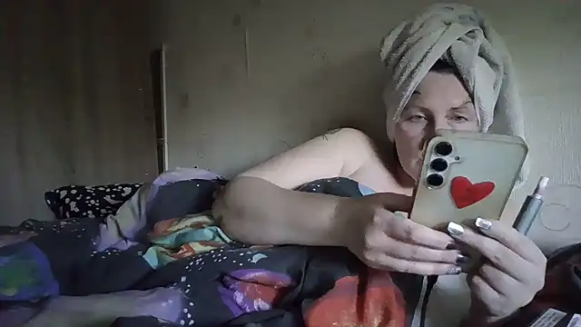 Chat +18 de AllaSowinskaya ao vivo