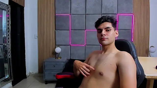 XXX chat uživo modela JhonyRiver