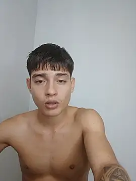 The_beby_guy live XXX chat