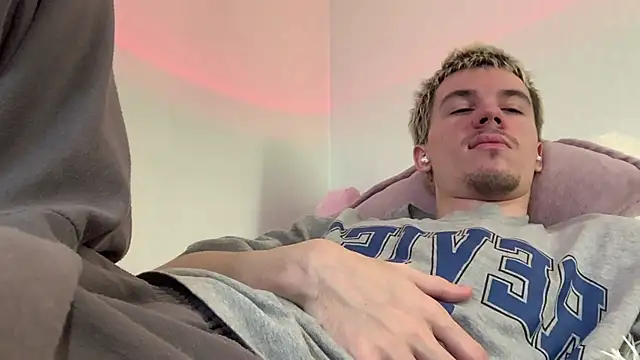 Jeremy1Scott – Naživo XXX chat