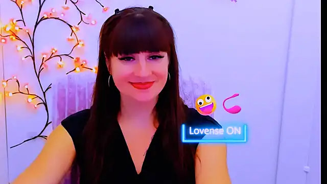 Czat XXX na żywo – Violla_My