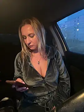 sweetOlga's Live XXX Chat
