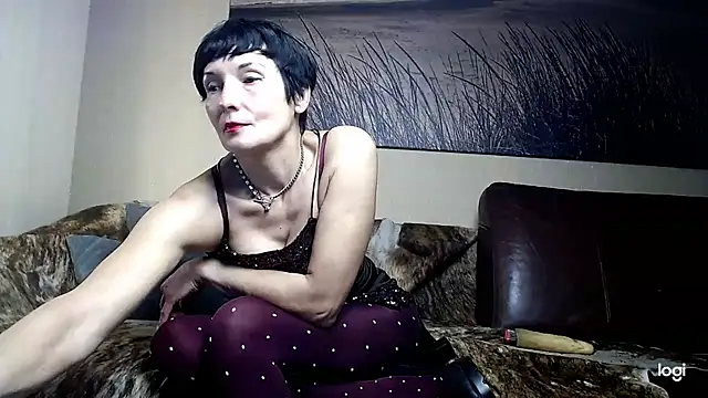 ElizabethLong Chat XXX live