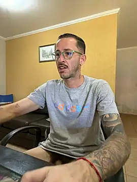 MeladoDiMel – Naživo XXX chat