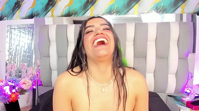 IsaDiiaz 라이브 XXX 채팅