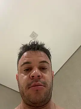 Chat XXX ao vivo de boynoshaperj