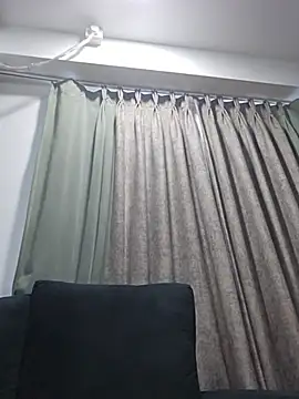 BigDickMAHI9's Live XXX Chat