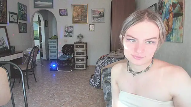 Chat +18 de milliKira006 ao vivo