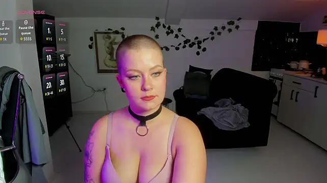 Онлайн чат XXX AmiableMuffleGirl