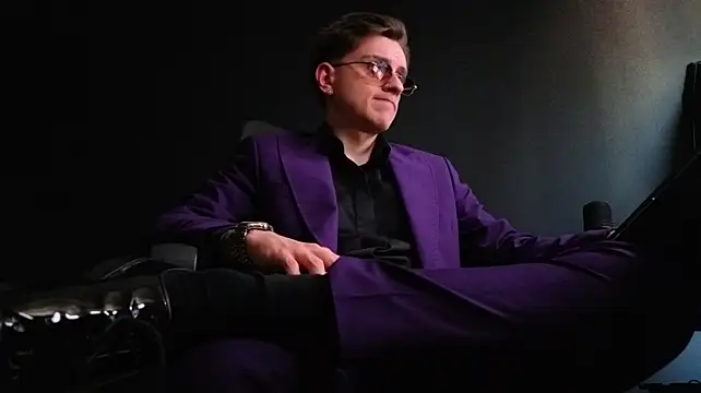 FelixStarkk 라이브 XXX 채팅