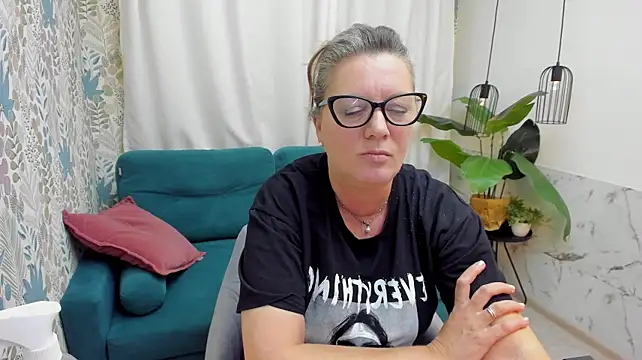LeaPure Chat XXX in diretta