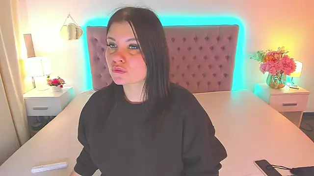 AmandaHoppe Adlı Modelin Canlı XXX Sohbeti