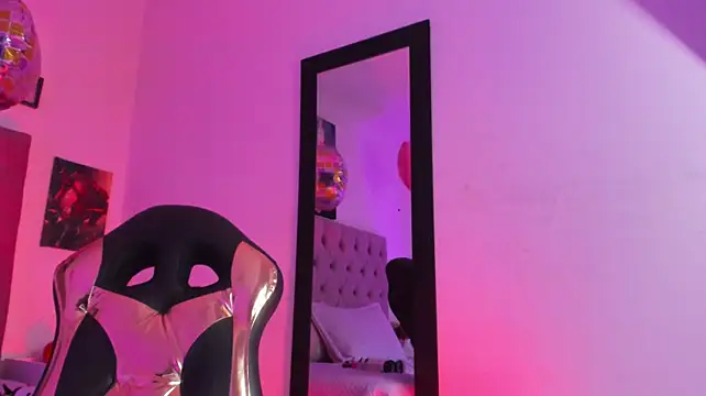 Czat XXX na żywo – Aily_star