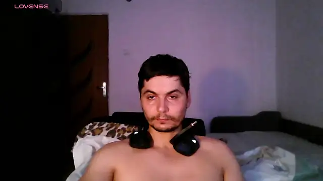 Chatroom XXX en direct de David_storm