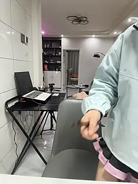 taozi18 Adlı Modelin Canlı XXX Sohbeti