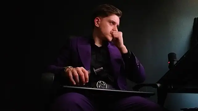 FelixStarkk – Naživo XXX chat