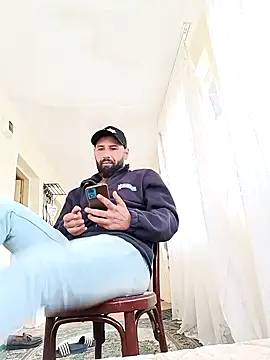 Tranda91 Adlı Modelin Canlı XXX Sohbeti
