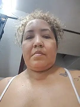 CurvyHeat – Naživo XXX chat