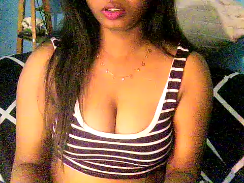 Hot_Myra 即時 XXX 聊天