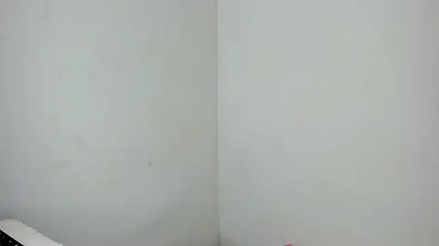 The_beby_guy élő XXX-chatje