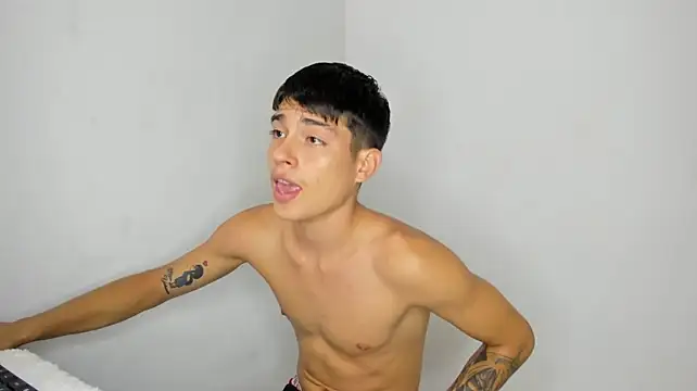 The_beby_guy's Live XXX Chat
